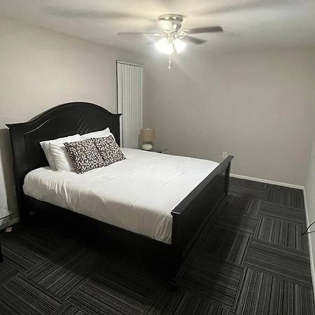 Cozy Retreat 1.8 Mi To Stadium Gainesville Esterno foto