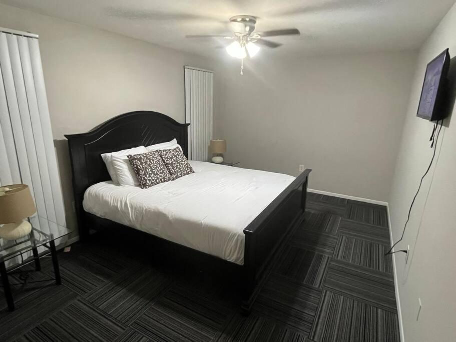 Cozy Retreat 1.8 Mi To Stadium Gainesville Esterno foto